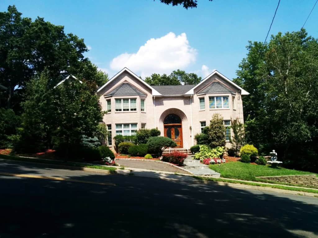 Seller Concessions 101: What They Are and How They Can Help You Save